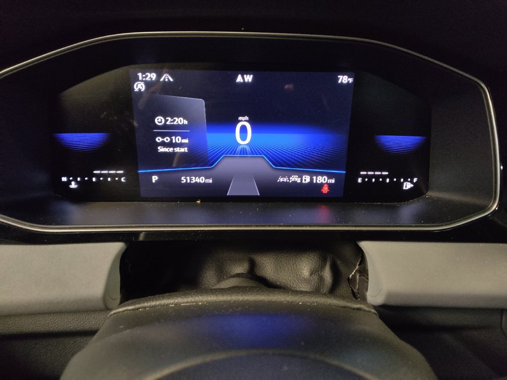 Used 2025 Volkswagen Jetta SE FWD image 23