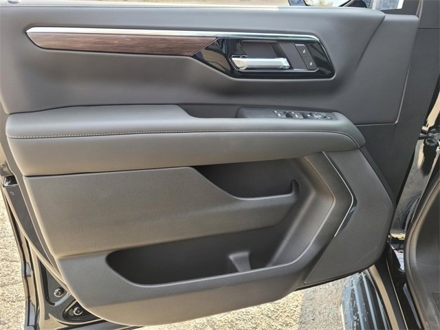 New 2026 Chevrolet Tahoe LS image 12