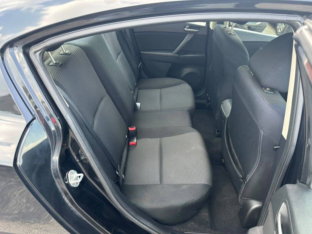 Used 2012 MAZDA MAZDA3 i Sport FWD image 19