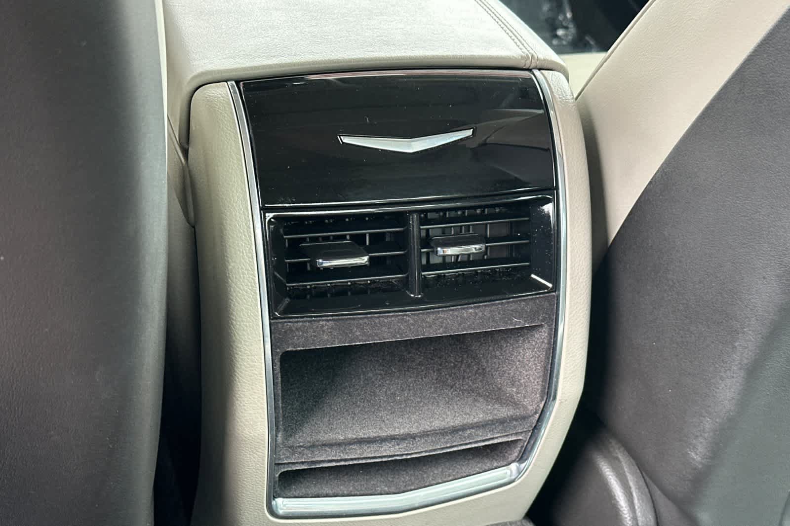 Used 2017 Cadillac CT6 Luxury RWD image 14