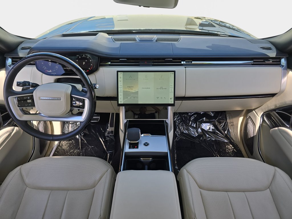 Used 2024 Land Rover Range Rover Autobiography AWD/4WD image 9