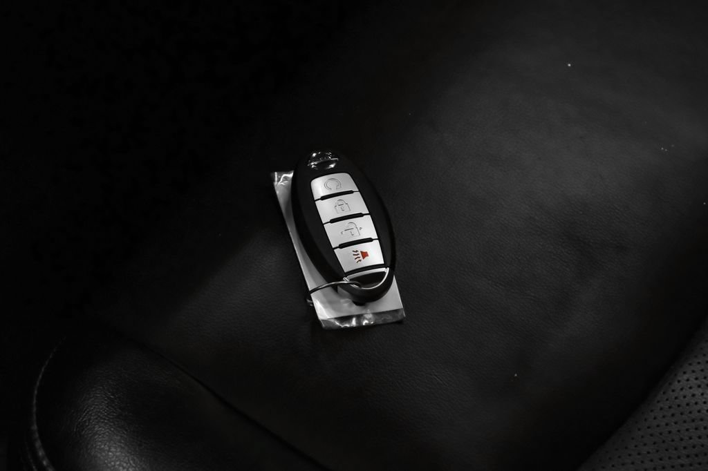 Used 2020 Nissan Pathfinder Platinum FWD image 66
