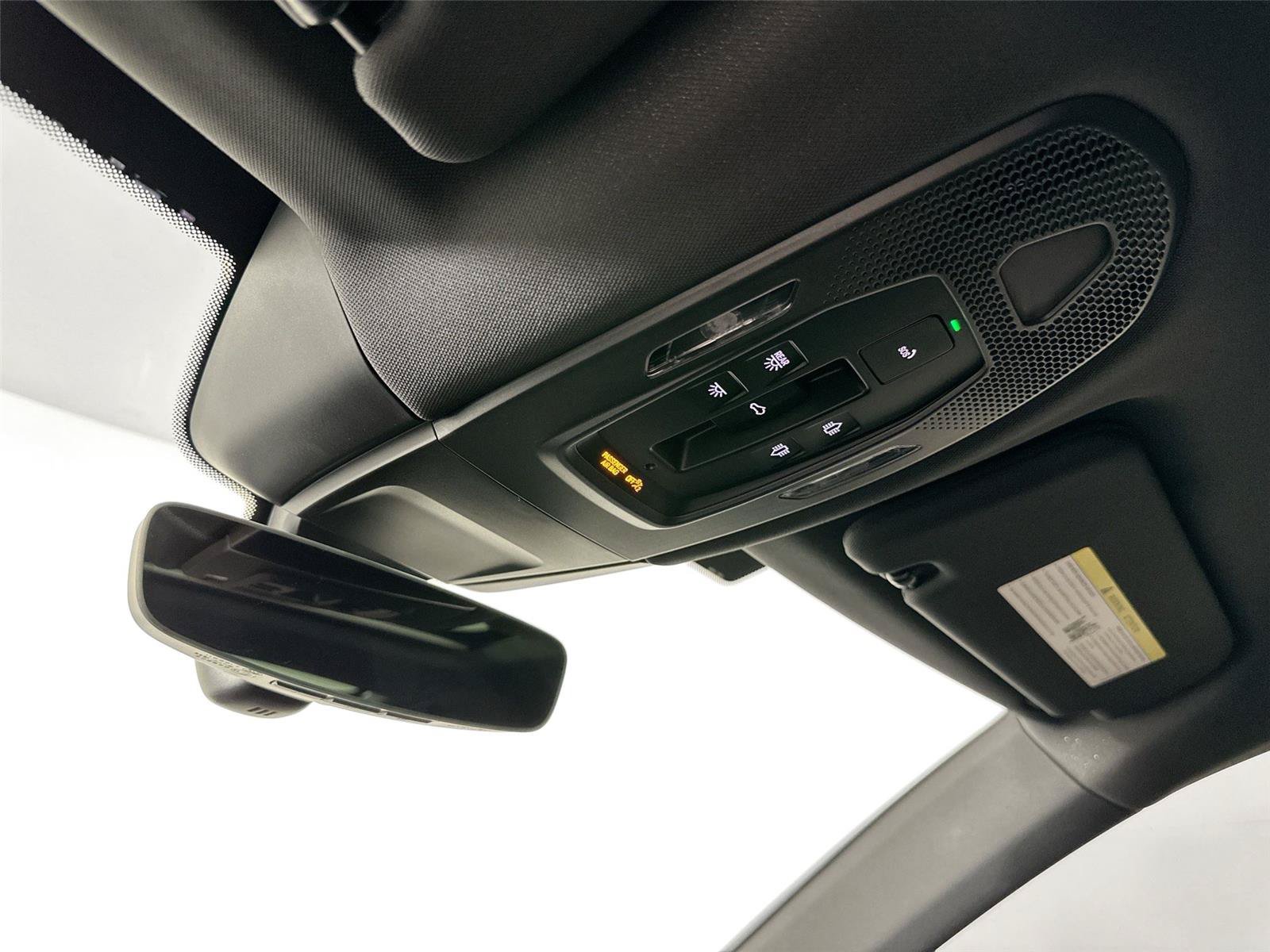 Certified 2024 Porsche Panamera image 25
