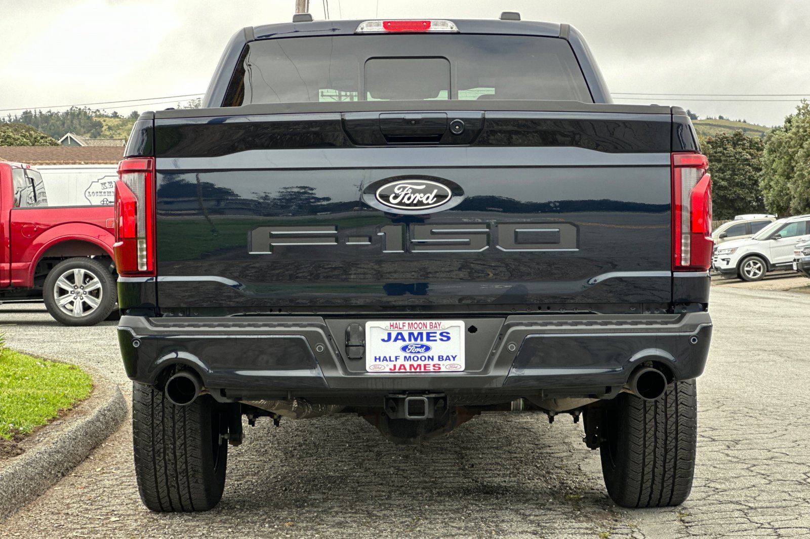 Used 2025 Ford F150 Lariat w/ Equipment Group 501A Mid image 3