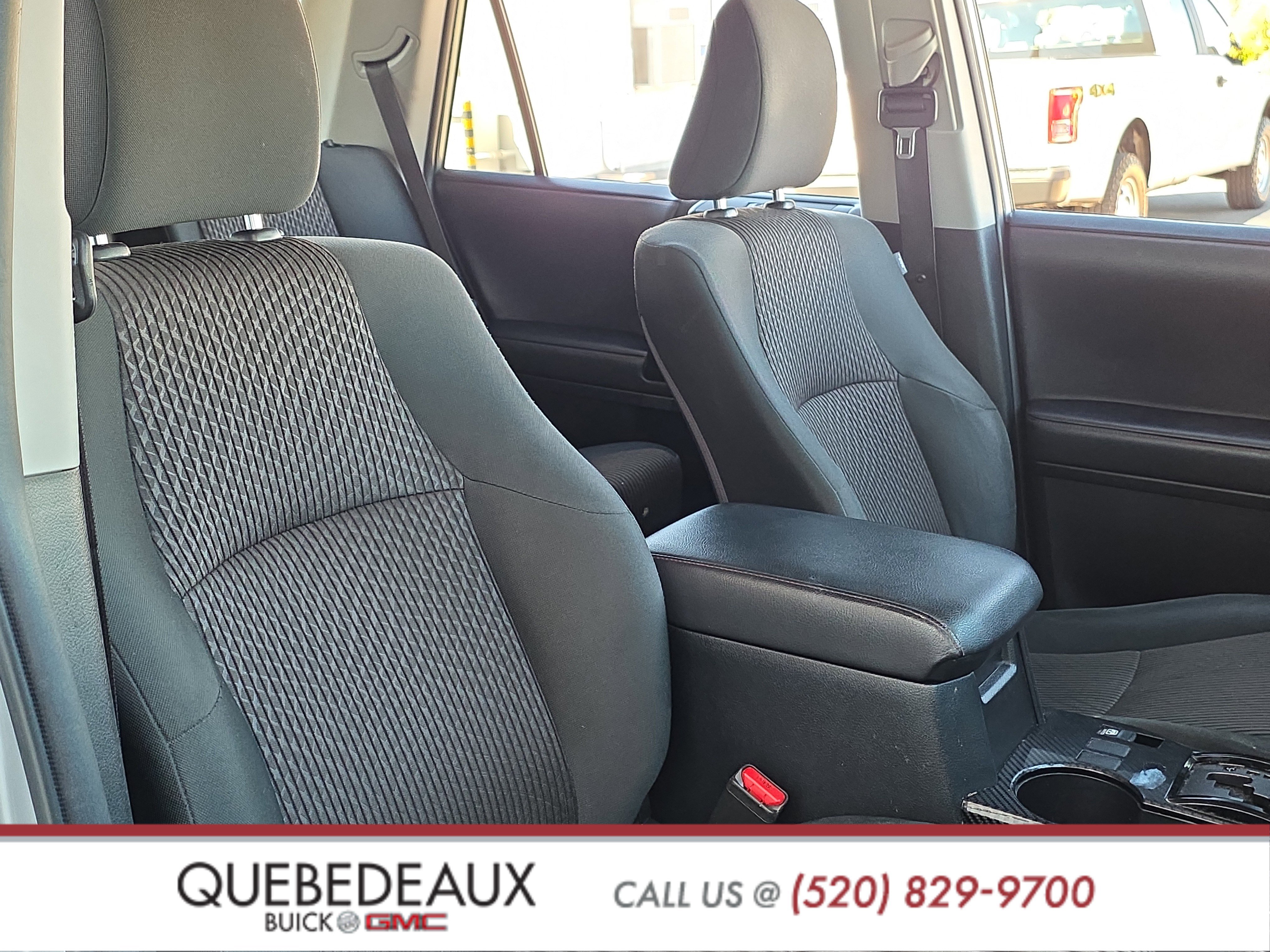 Used 2022 Toyota 4Runner TRD Off-Road AWD/4WD image 33