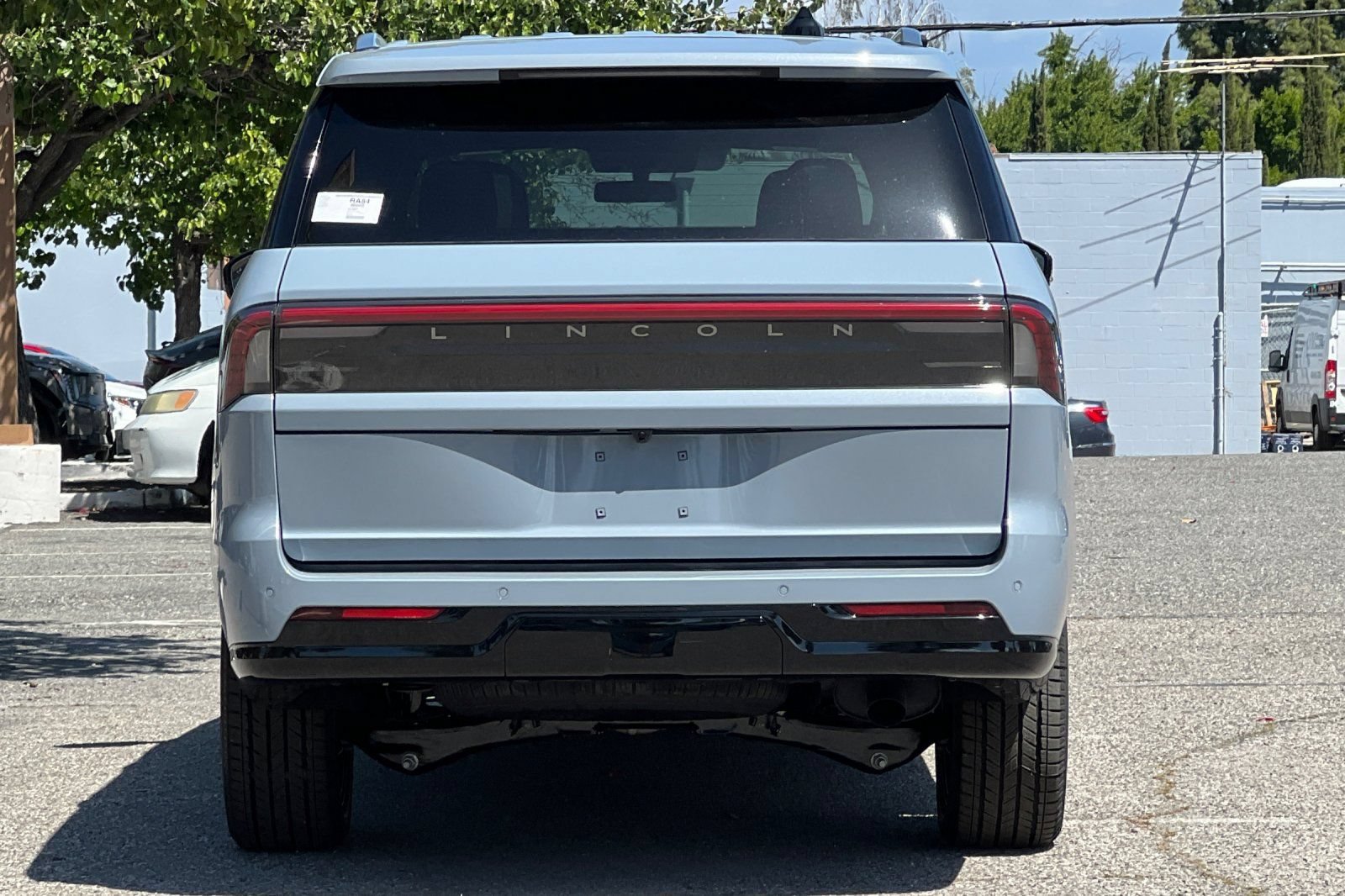 New 2026 Lincoln Navigator L Reserve AWD/4WD image 5