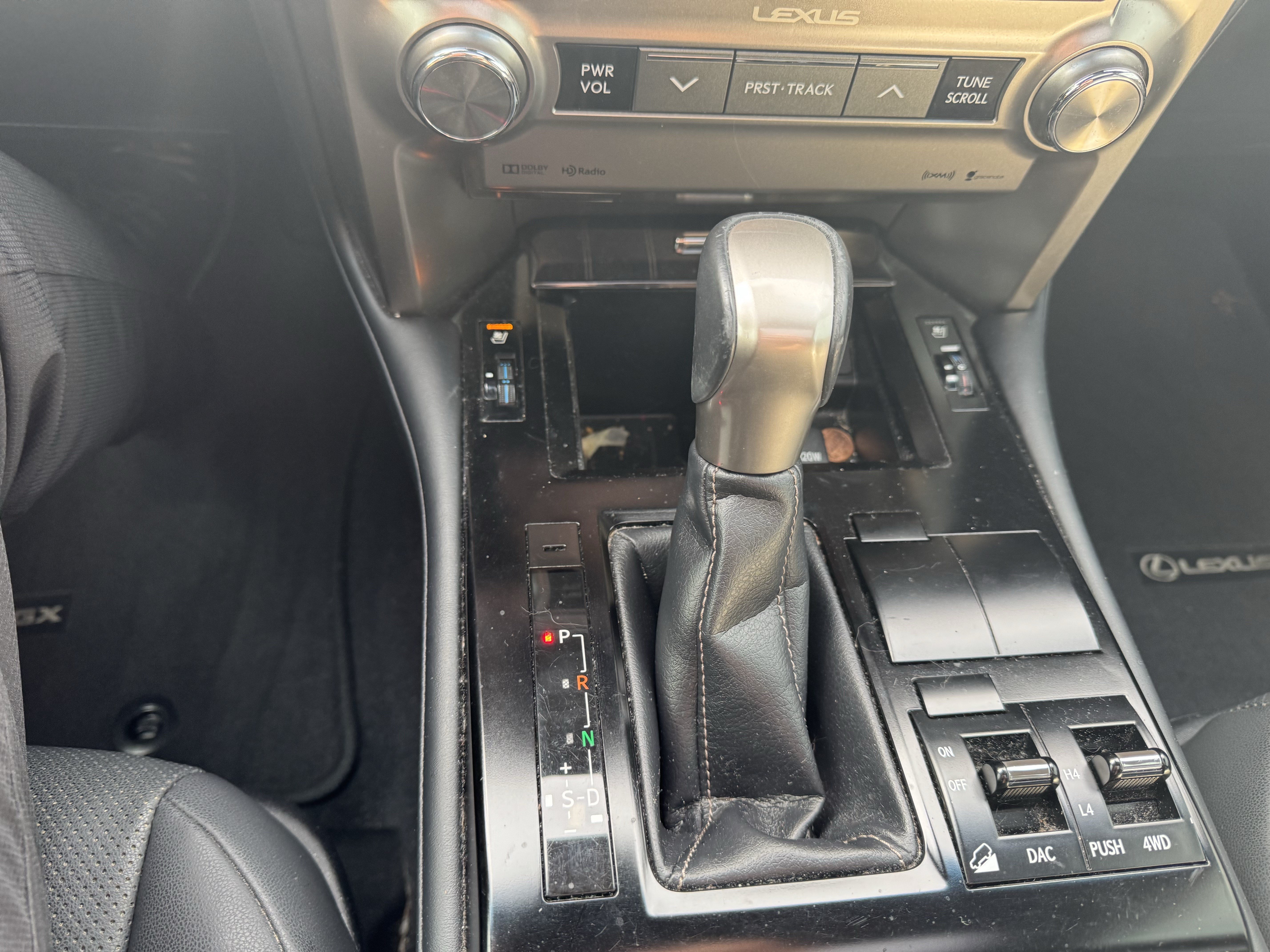 Used 2020 Lexus GX 460 Premium w/ Premium Package AWD/4WD image 26