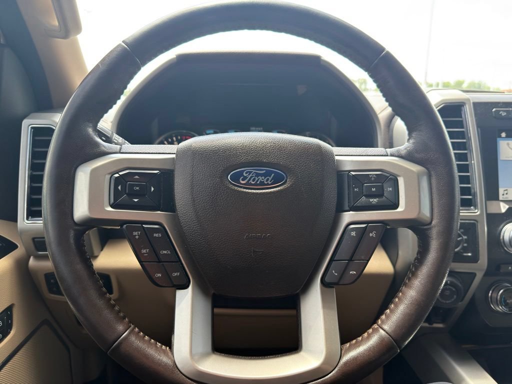 Used 2018 Ford F150 Lariat w/ Equipment Group 502A Luxury AWD/4WD image 16