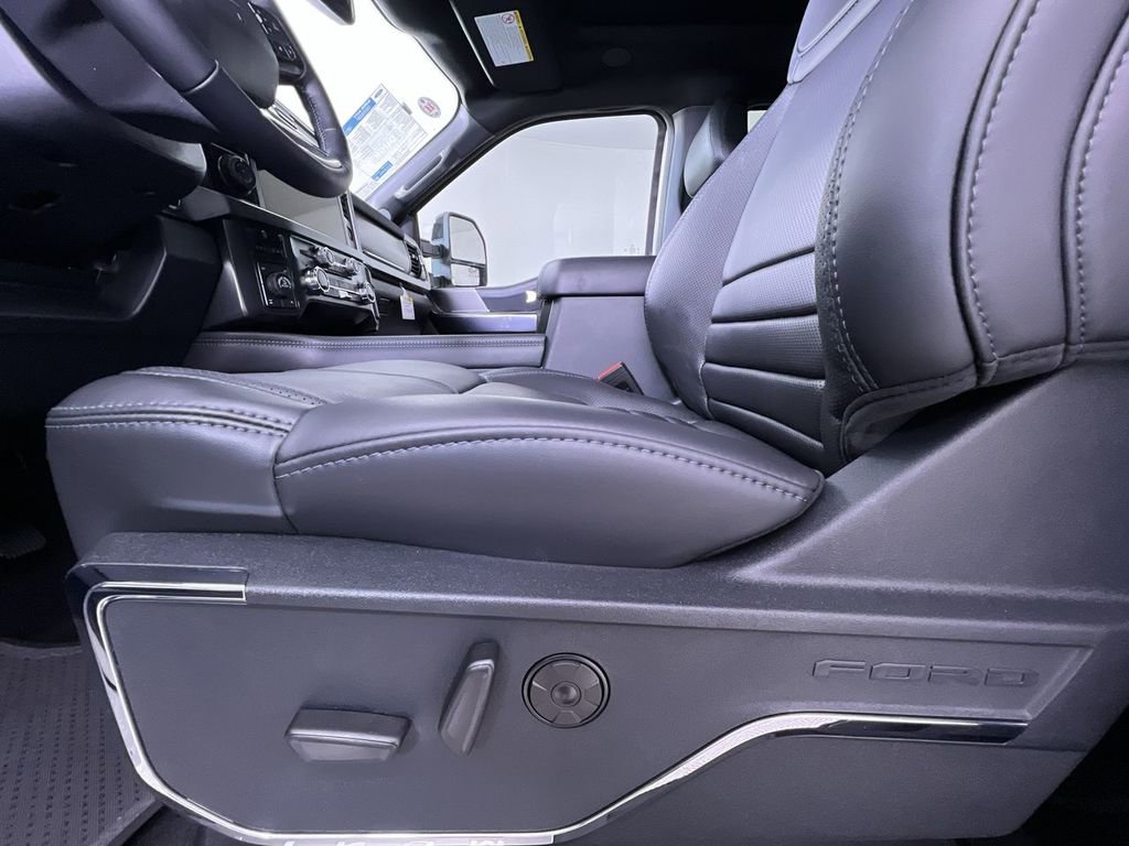 New 2026 Ford F250 Platinum w/ Tremor Off-Road Package image 12