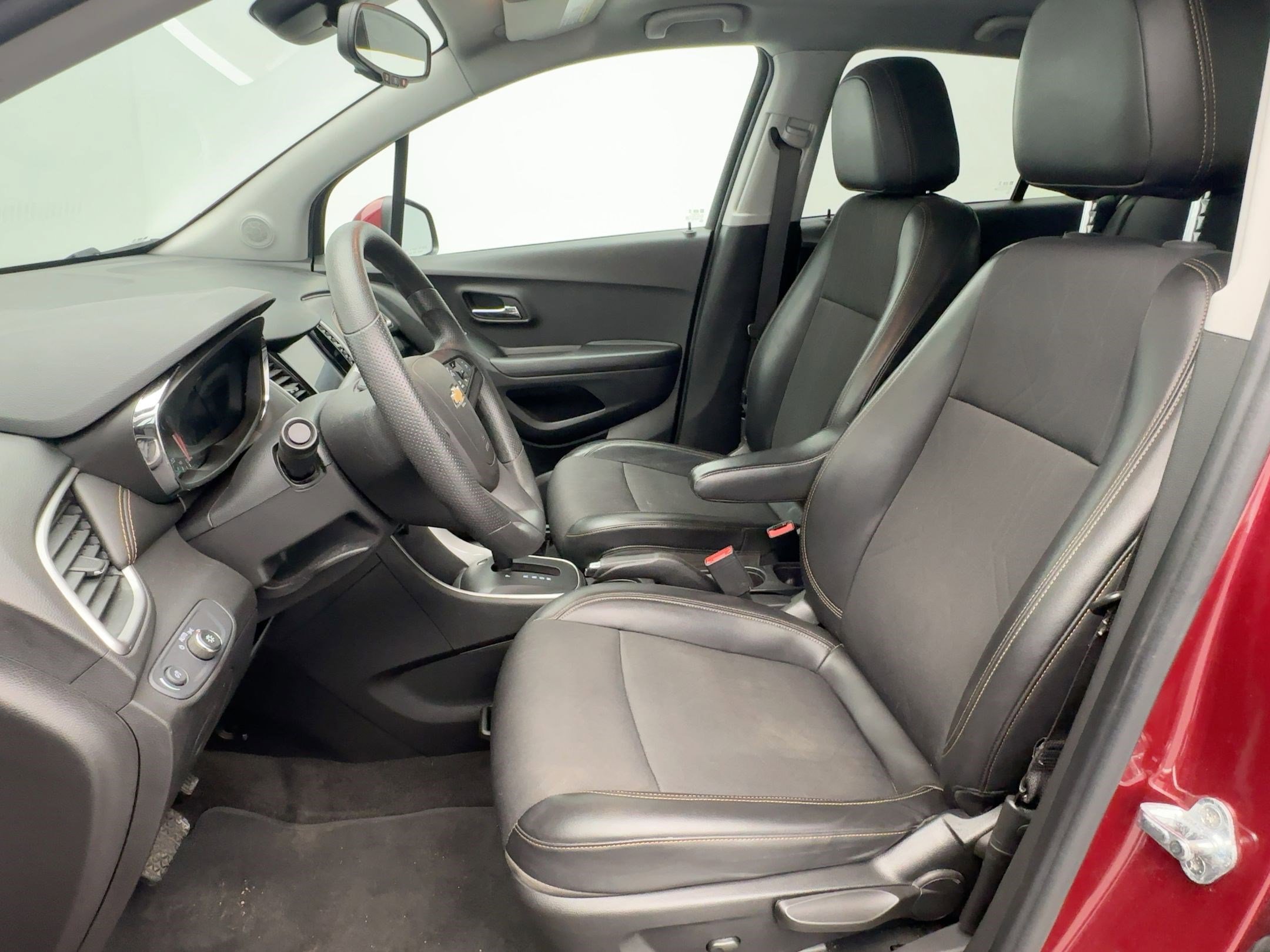 Certified 2021 Chevrolet Trax LT image 5