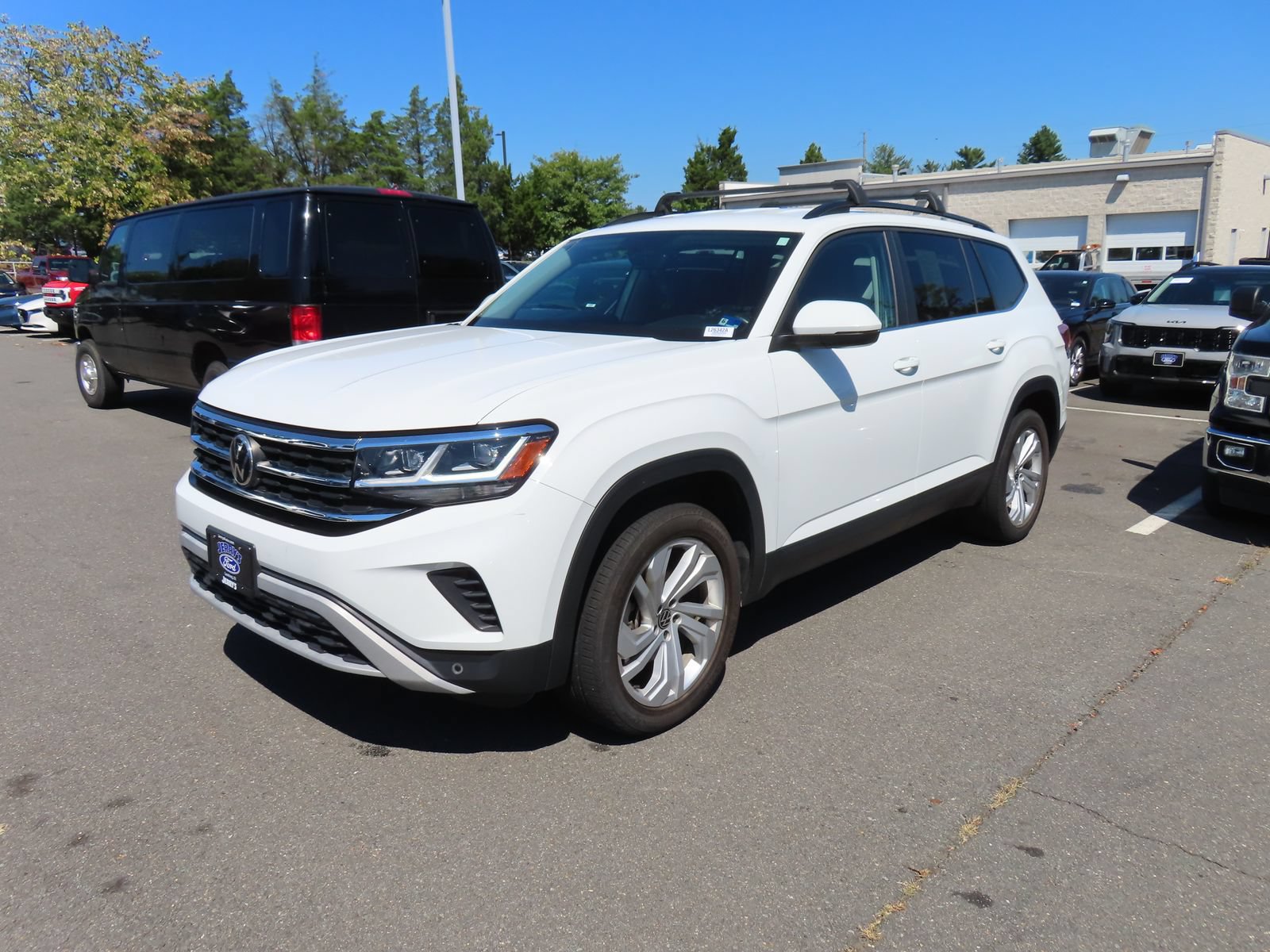 Used 2022 Volkswagen Atlas SE AWD/4WD image 3