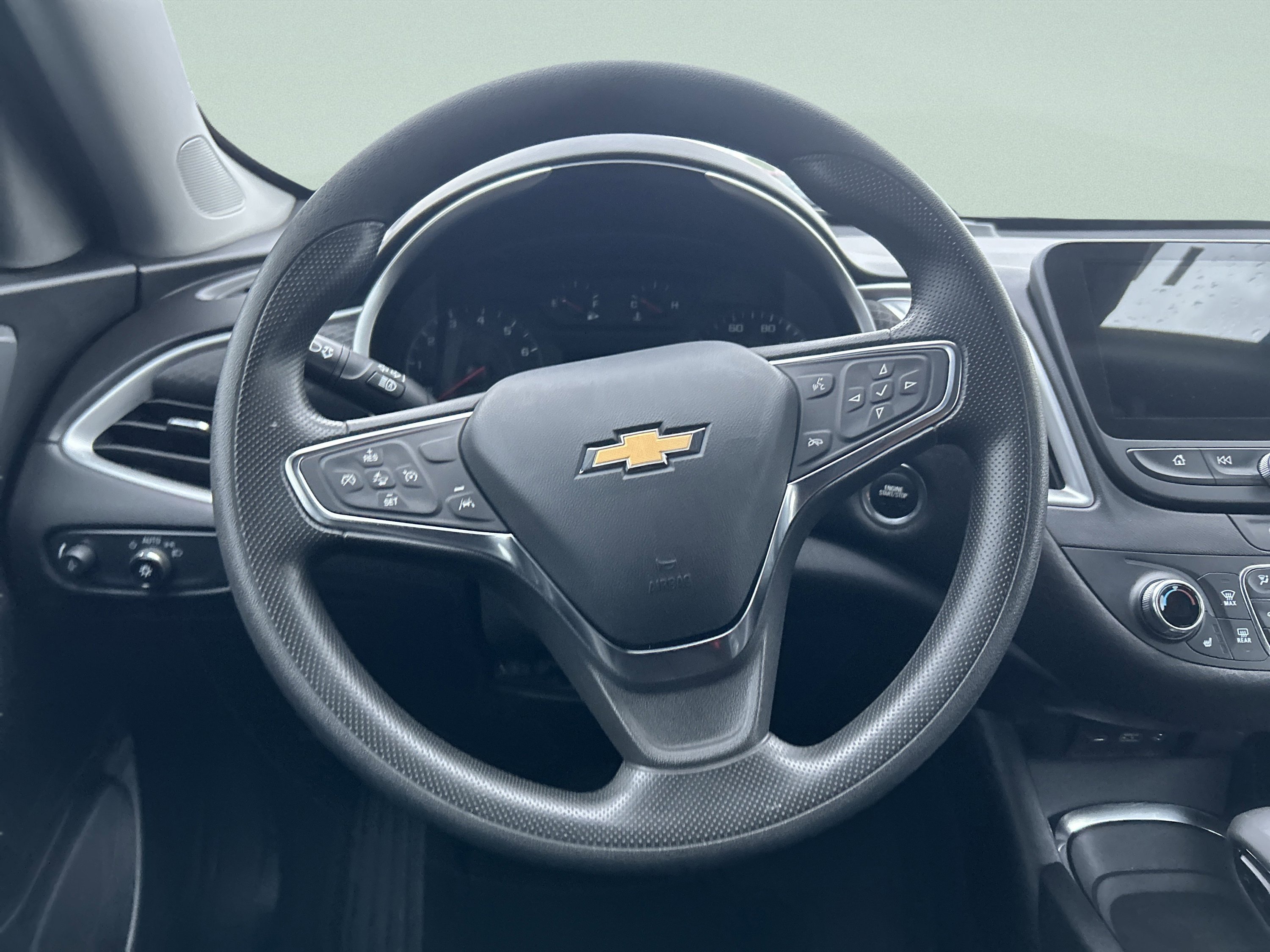 Used 2024 Chevrolet Malibu LT image 19