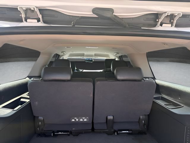 Used 2012 GMC Yukon XL SLT AWD/4WD image 9