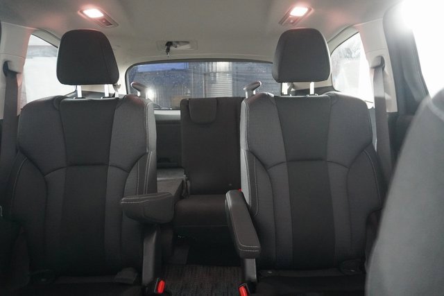 Certified 2024 Subaru Ascent Premium w/ Convenience Package image 31