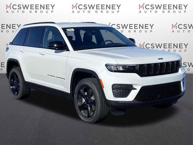 New 2025 Jeep Grand Cherokee Altitude image 1