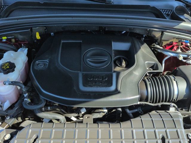 Used 2022 Jeep Grand Cherokee Summit AWD/4WD image 33