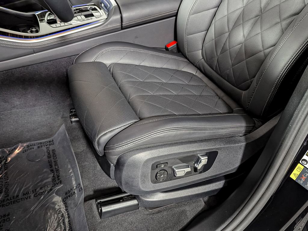 Used 2025 BMW X5 xDrive50e w/ Climate Comfort Package image 20