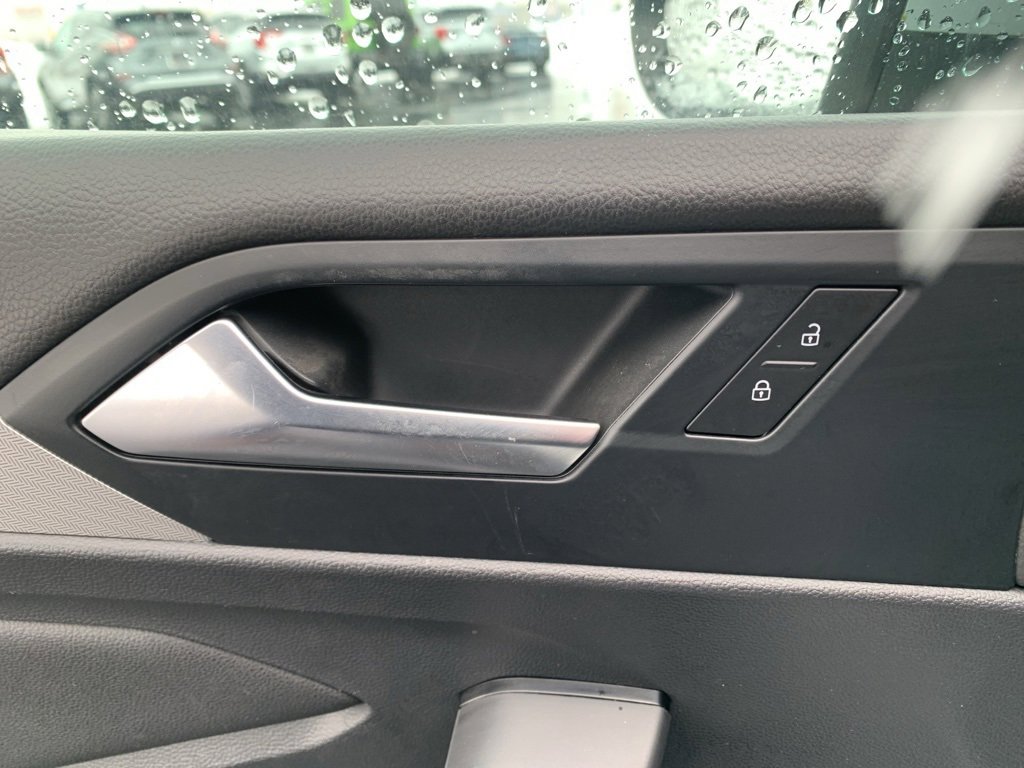 Used 2020 Volkswagen Jetta S image 21