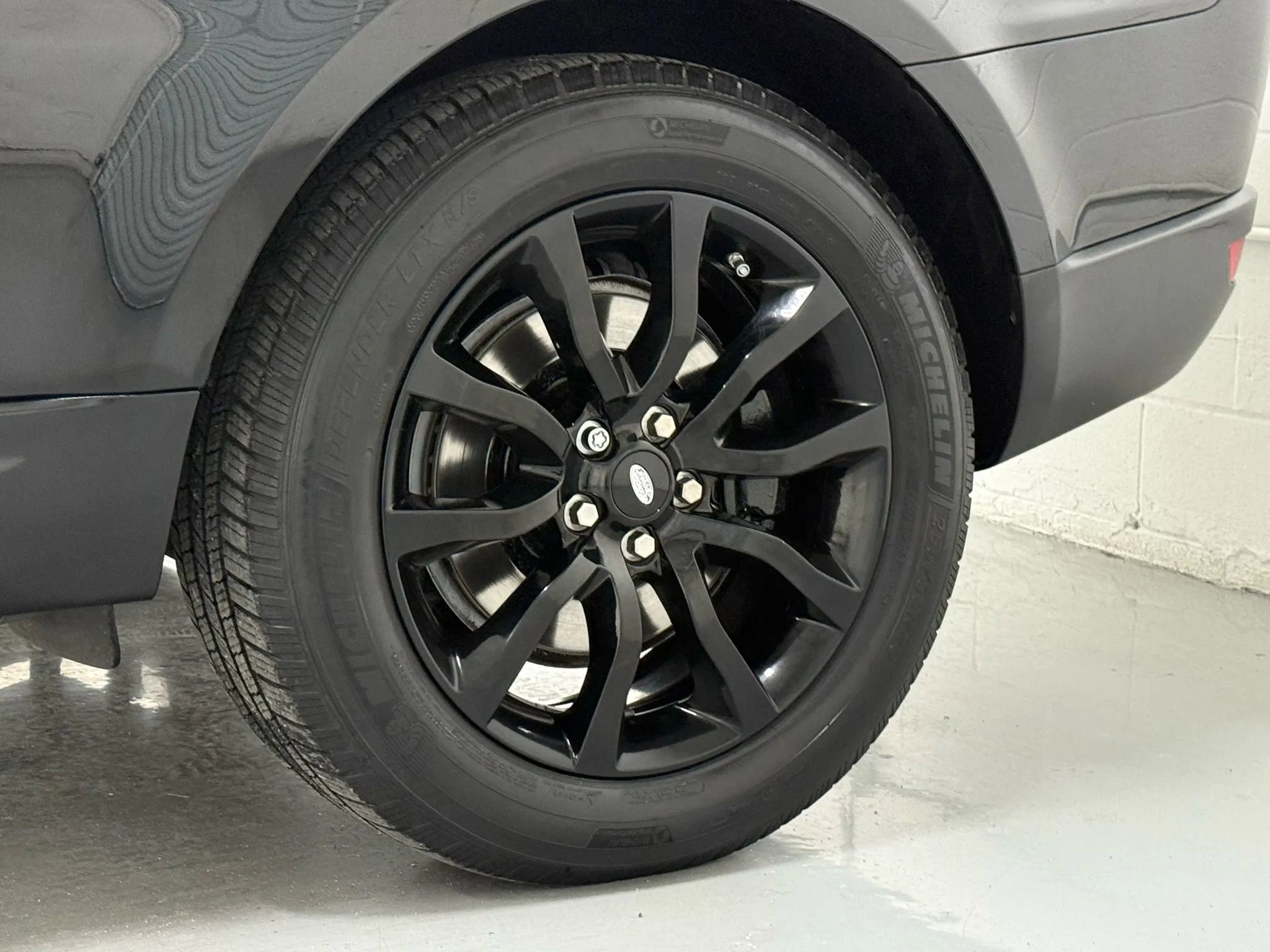 Used 2016 Land Rover Range Rover Sport HSE image 47