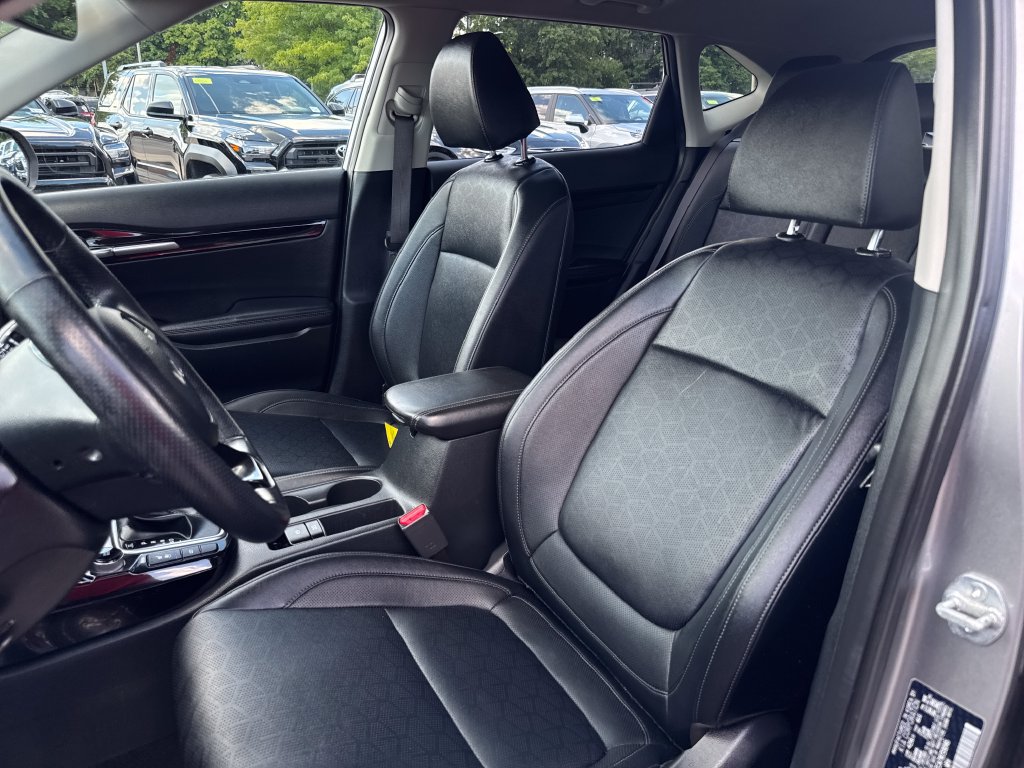 Used 2024 Kia Seltos SX w/ SX Sunroof Package AWD/4WD image 16