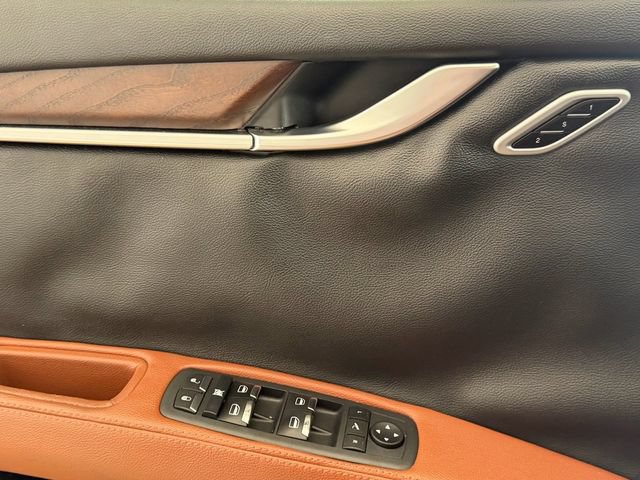 Used 2019 Maserati Ghibli S RWD image 19