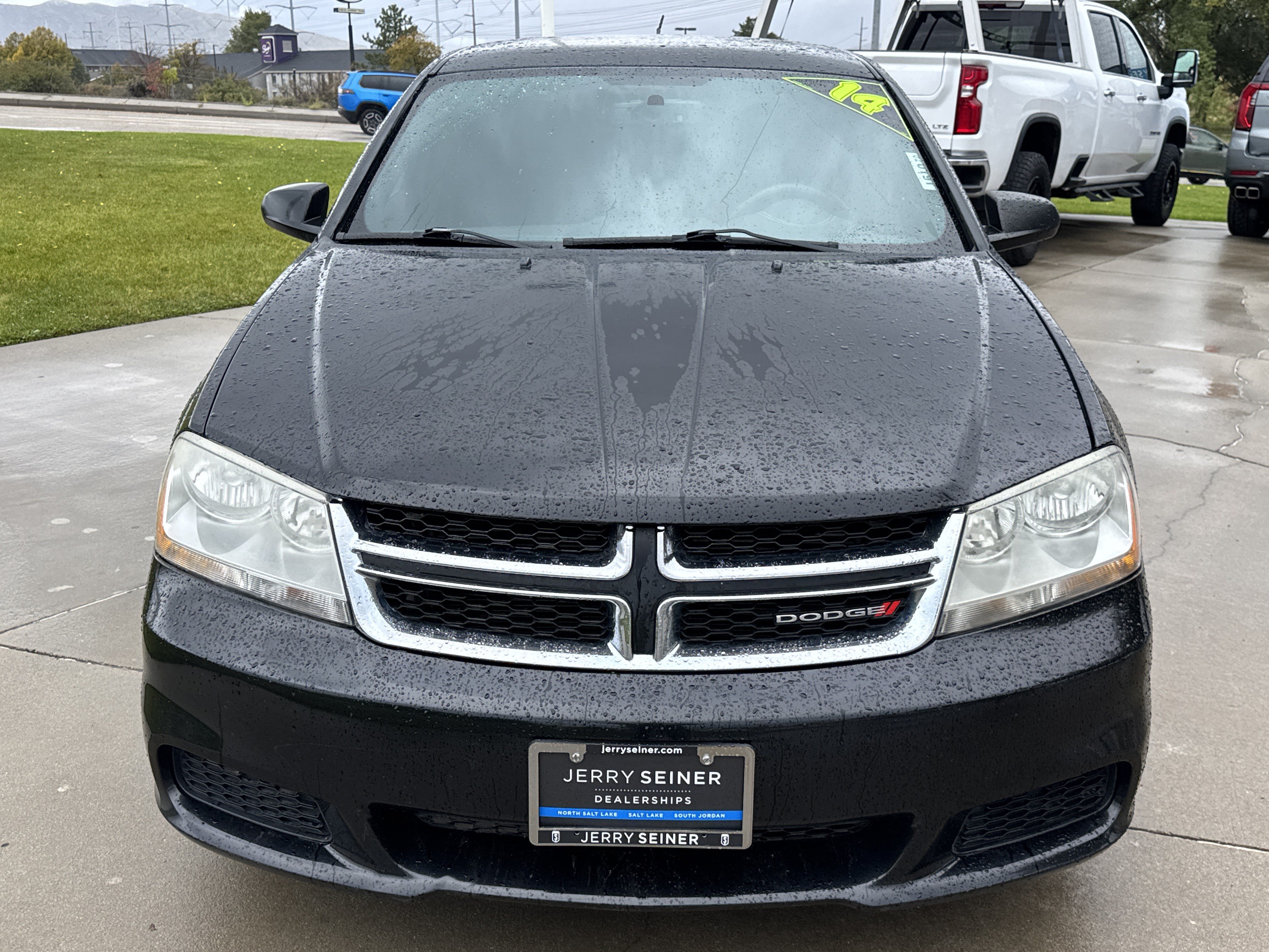Used 2014 Dodge Avenger SE FWD image 8