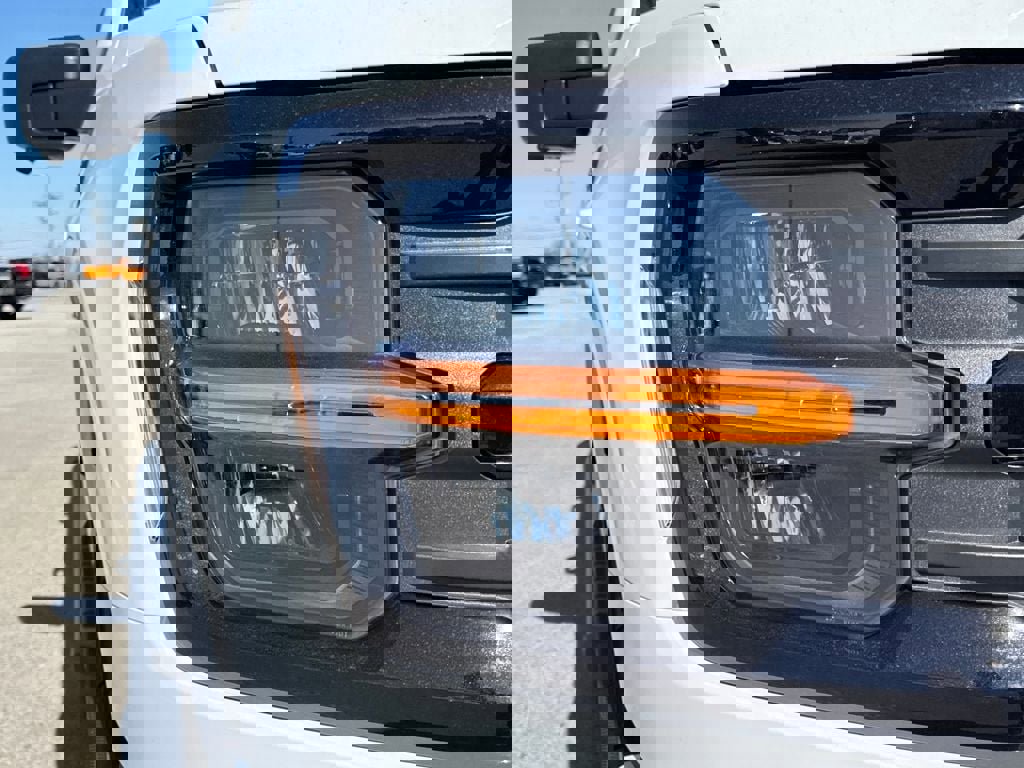 New 2026 Ford F150 XLT w/ Equipment Group 302A MID image 18