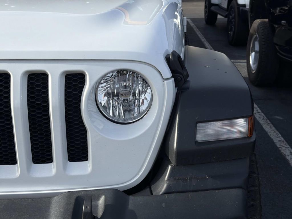 Used 2021 Jeep Wrangler Sport S image 7