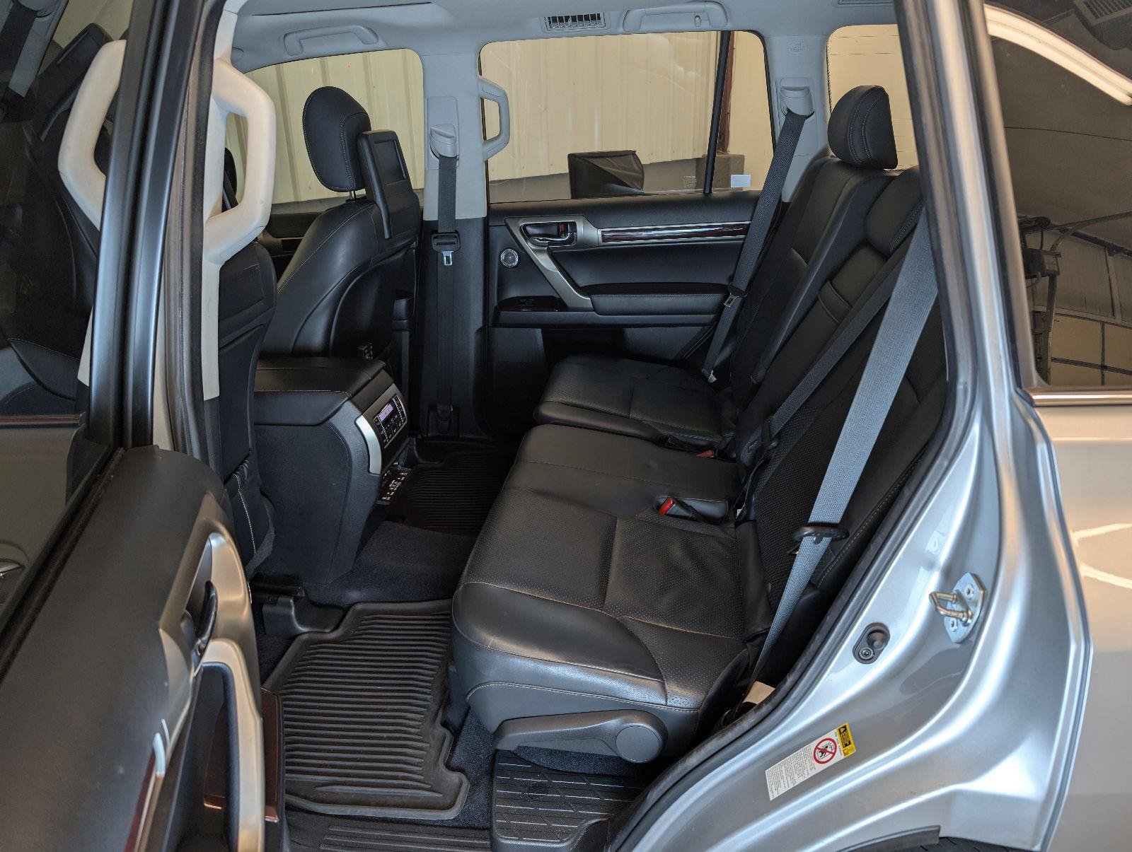 Used 2019 Lexus GX 460 Luxury AWD/4WD image 48