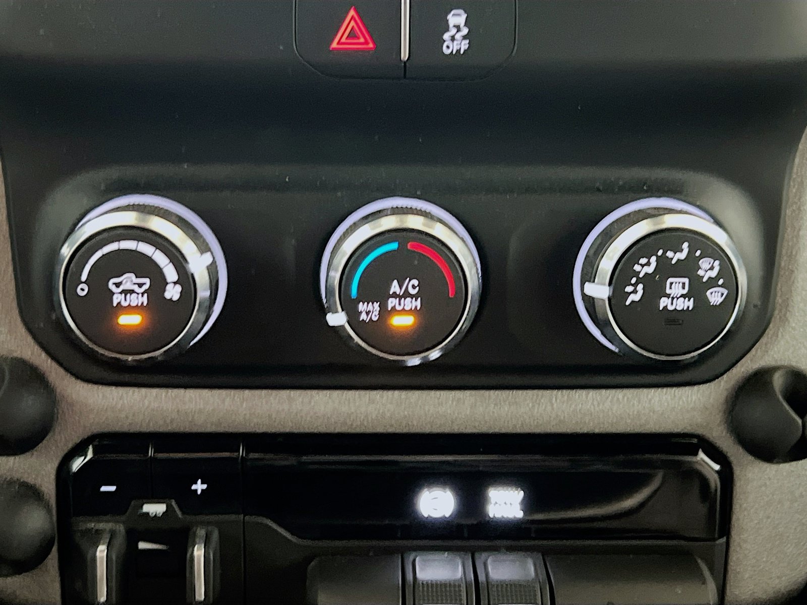 Used 2024 RAM 3500 Tradesman AWD/4WD image 11