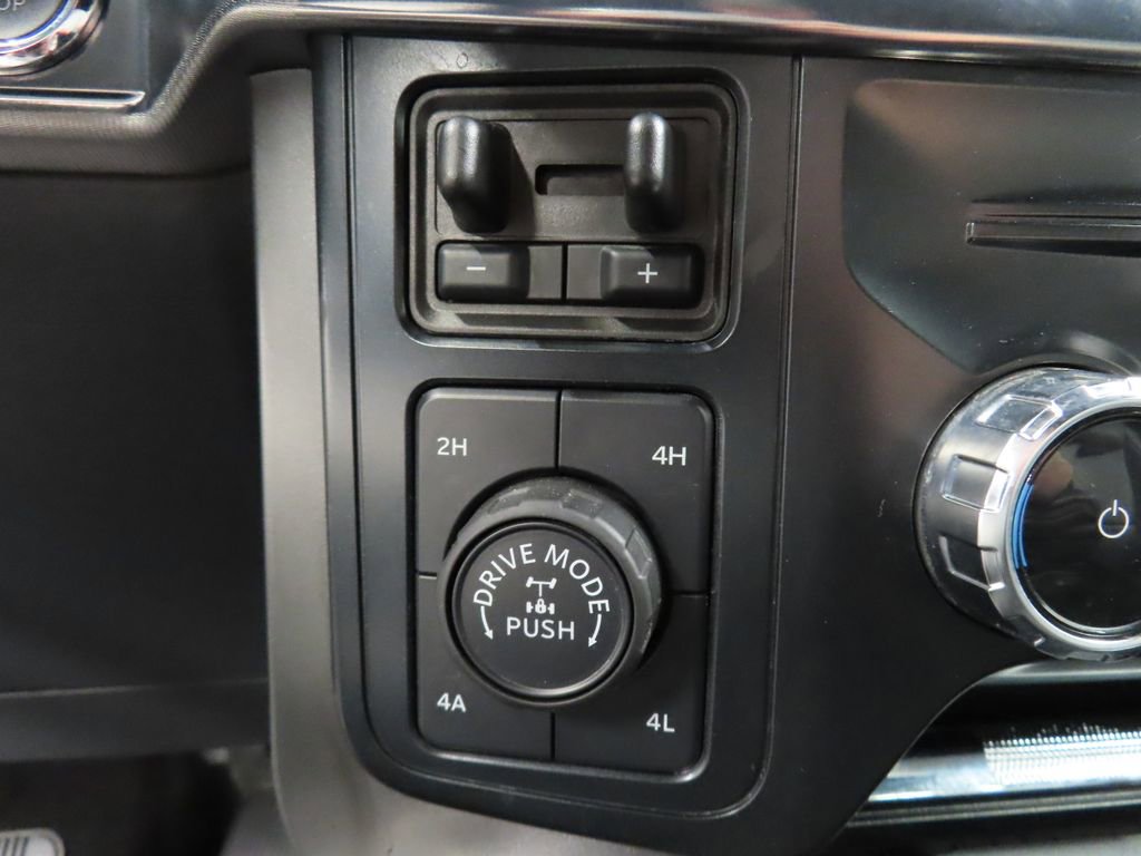 Used 2025 Ford F150 Lariat w/ Equipment Group 502A High AWD/4WD image 72