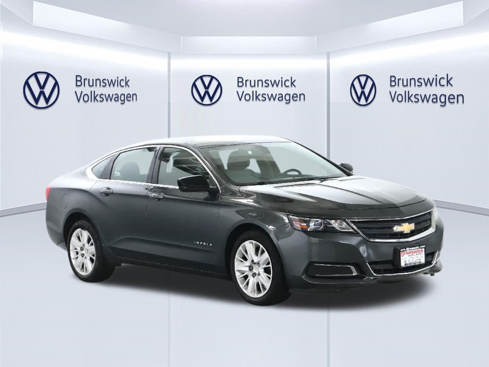 Used 2018 Chevrolet Impala LS FWD image 9