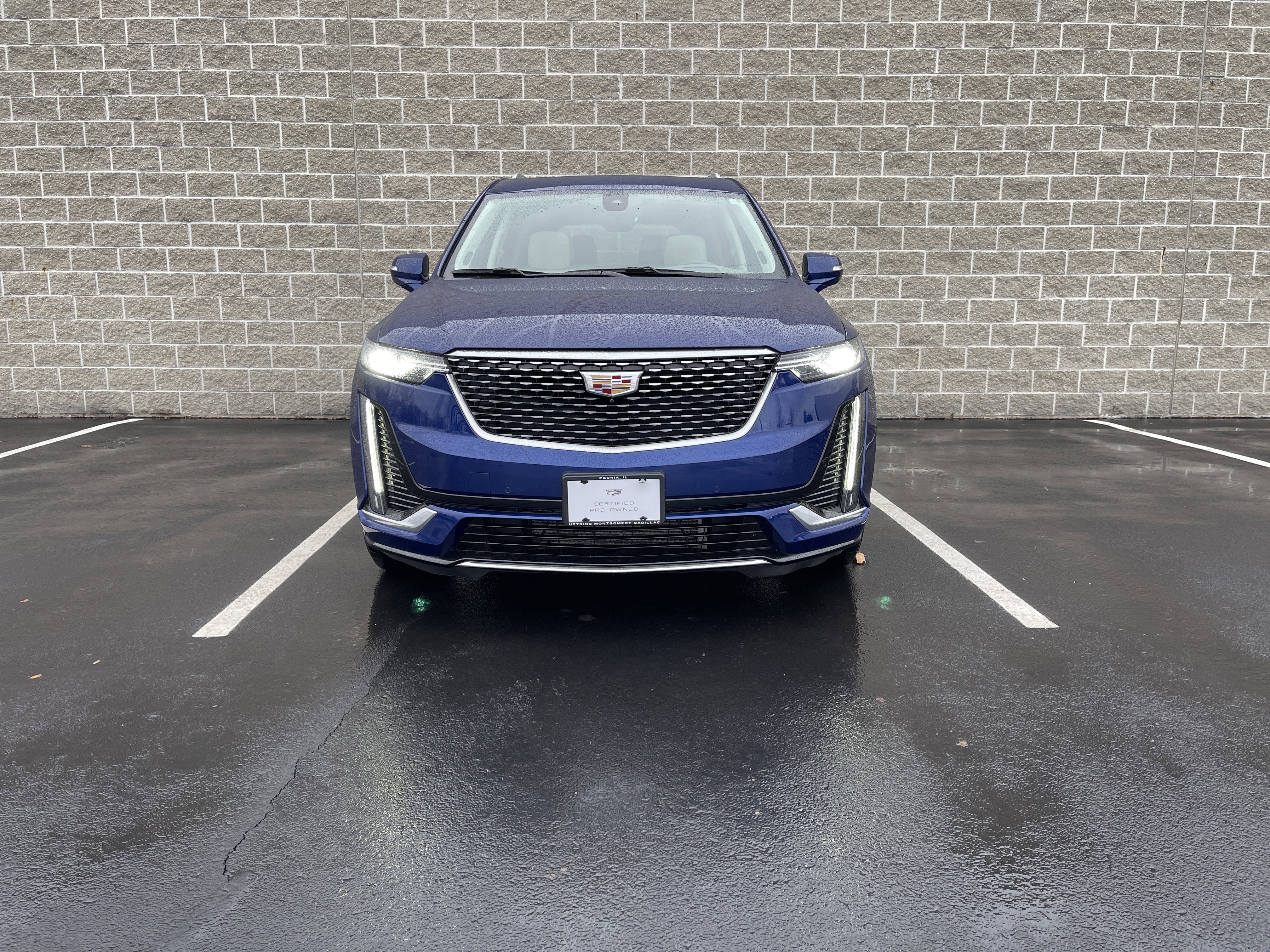 Certified 2023 Cadillac XT6 Premium Luxury w/ Technology Package image 9