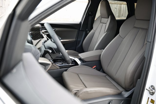 New 2025 Audi Q5 Premium Plus image 23