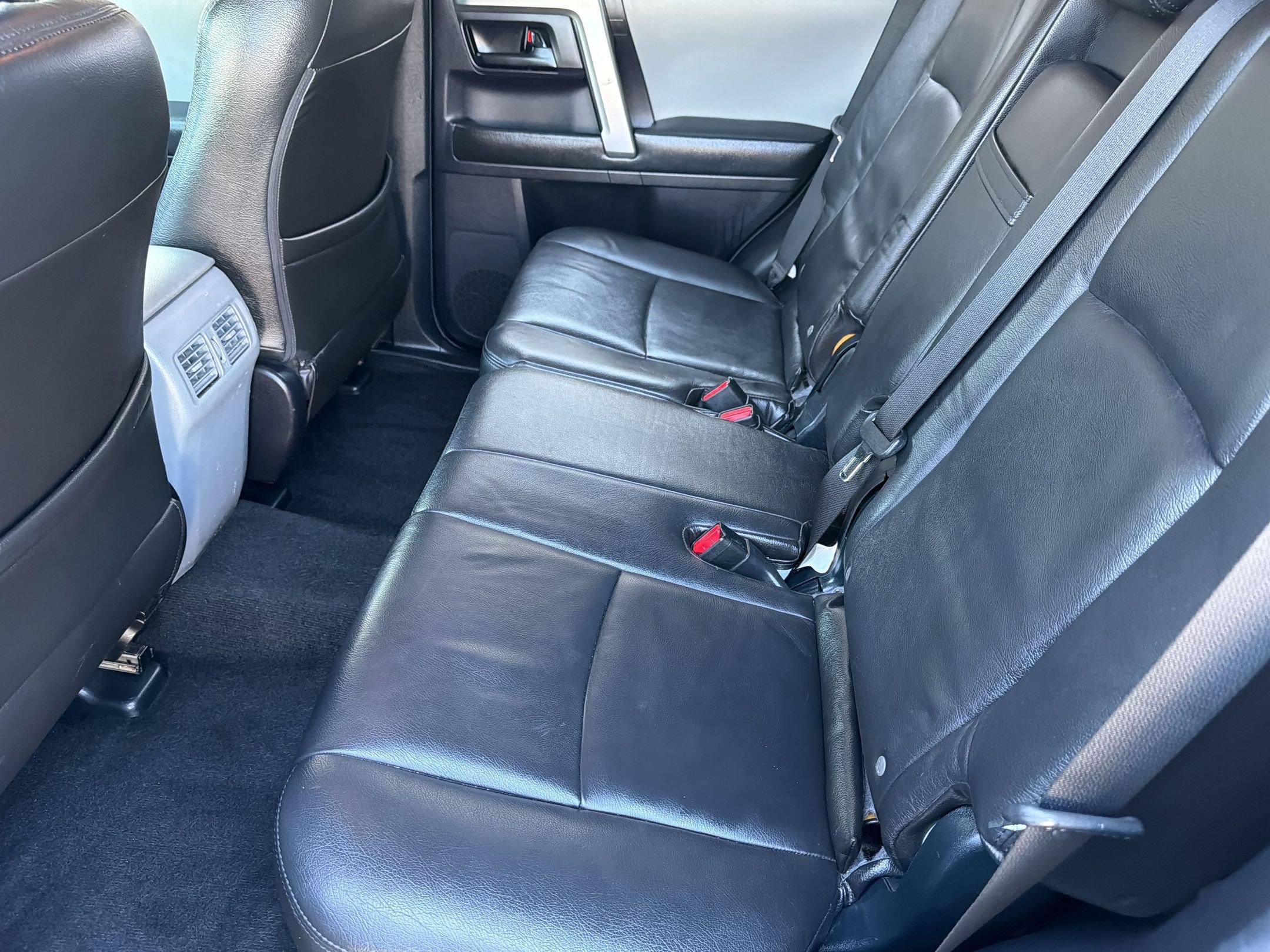 Used 2013 Toyota 4Runner SR5 RWD image 19