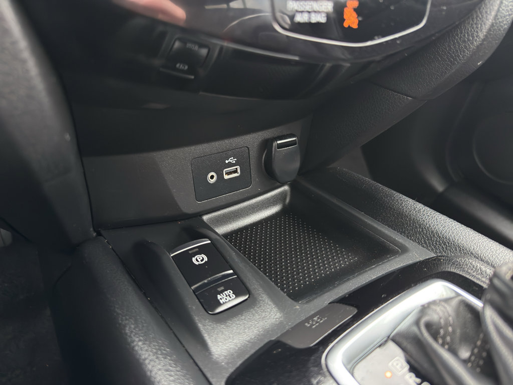 Used 2019 Nissan Rogue SV w/ Sun & Sound Touring Package AWD/4WD image 20