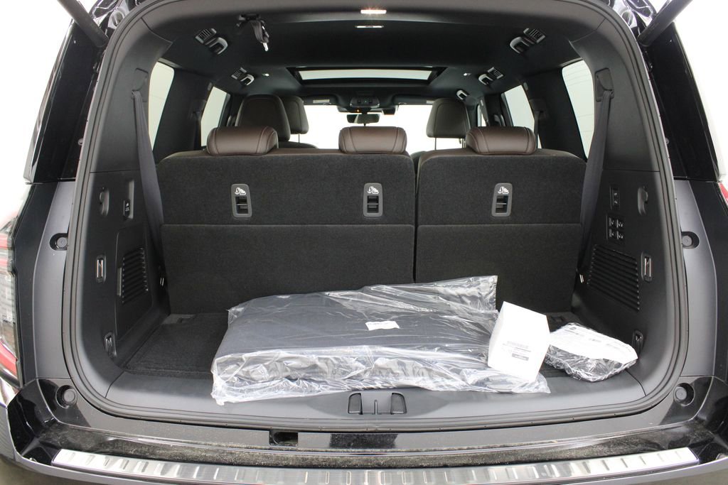 New 2026 Nissan Armada Platinum Reserve image 32