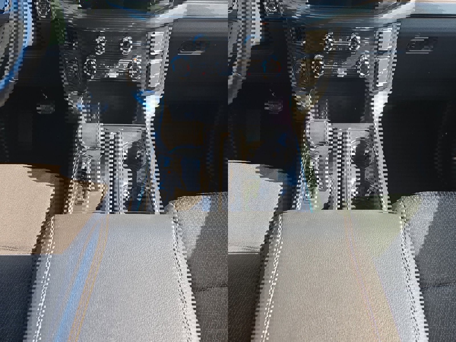 Certified 2023 Ford F150 XLT w/ Equipment Group 302A High image 21