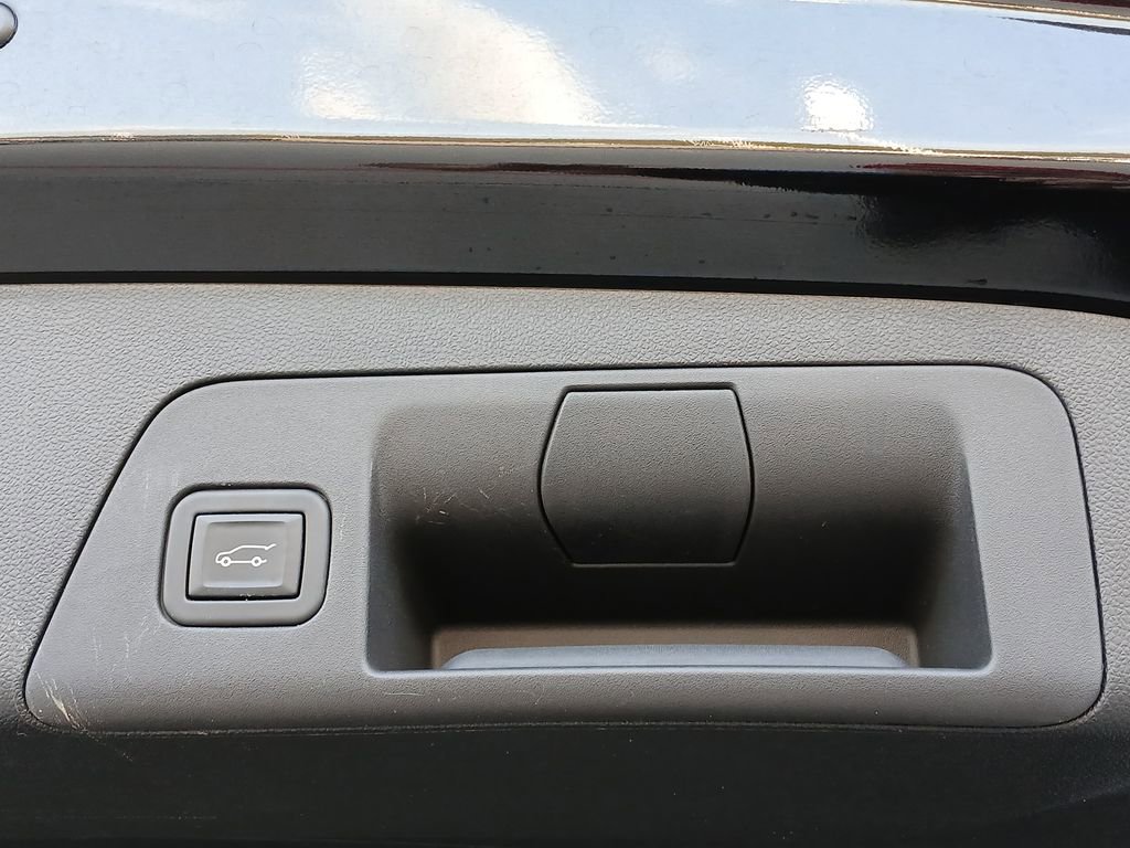 Certified 2023 Buick Envision Preferred AWD/4WD image 14