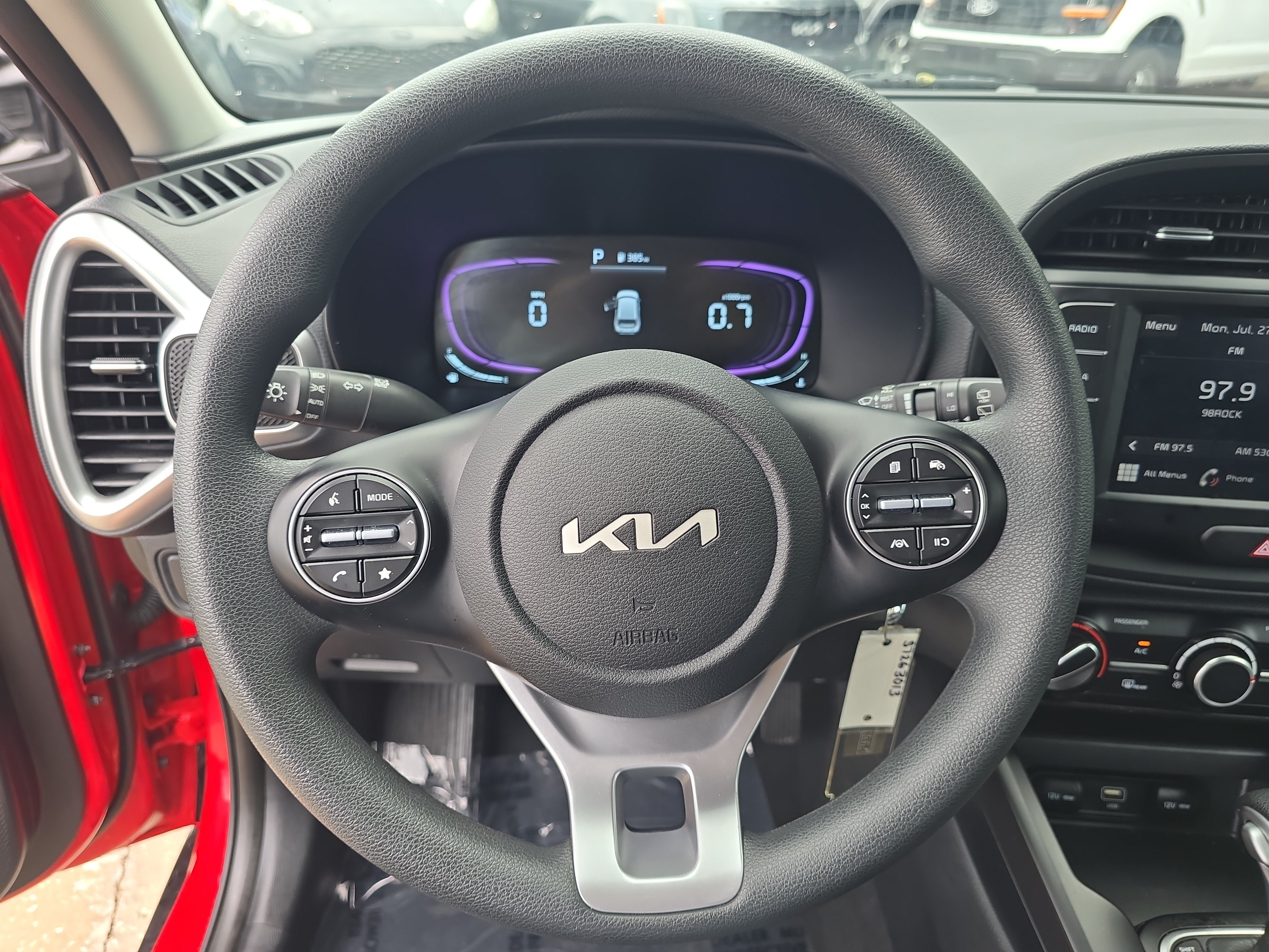 Certified 2025 Kia Soul LX FWD image 26