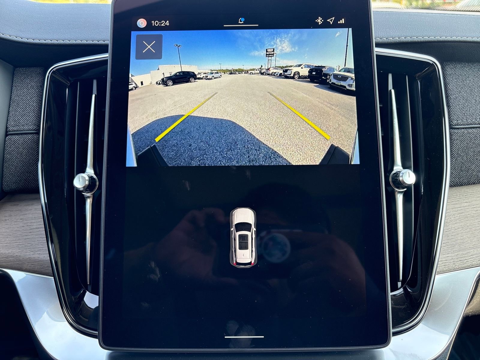 New 2026 Volvo XC90 B6 Plus w/ Protection Package Premier image 22