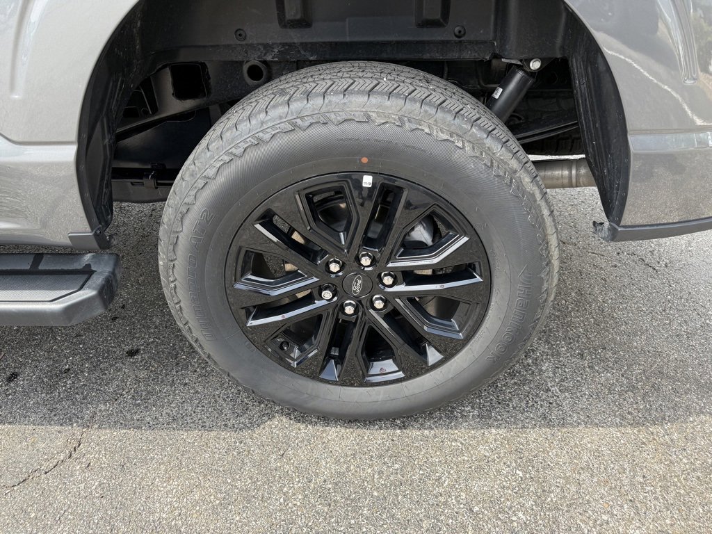 New 2025 Ford F150 Lariat w/ Equipment Group 502A High image 31