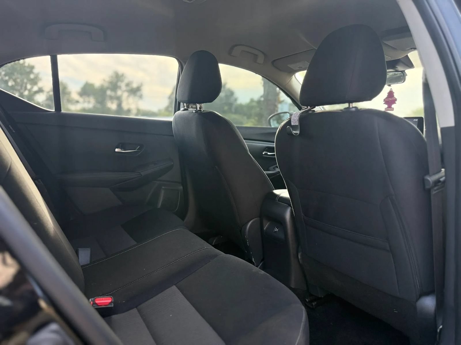 Used 2023 Nissan Sentra SV FWD image 13