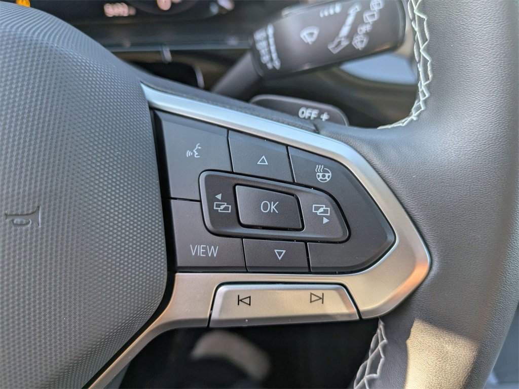 Used 2024 Volkswagen Atlas SE image 19