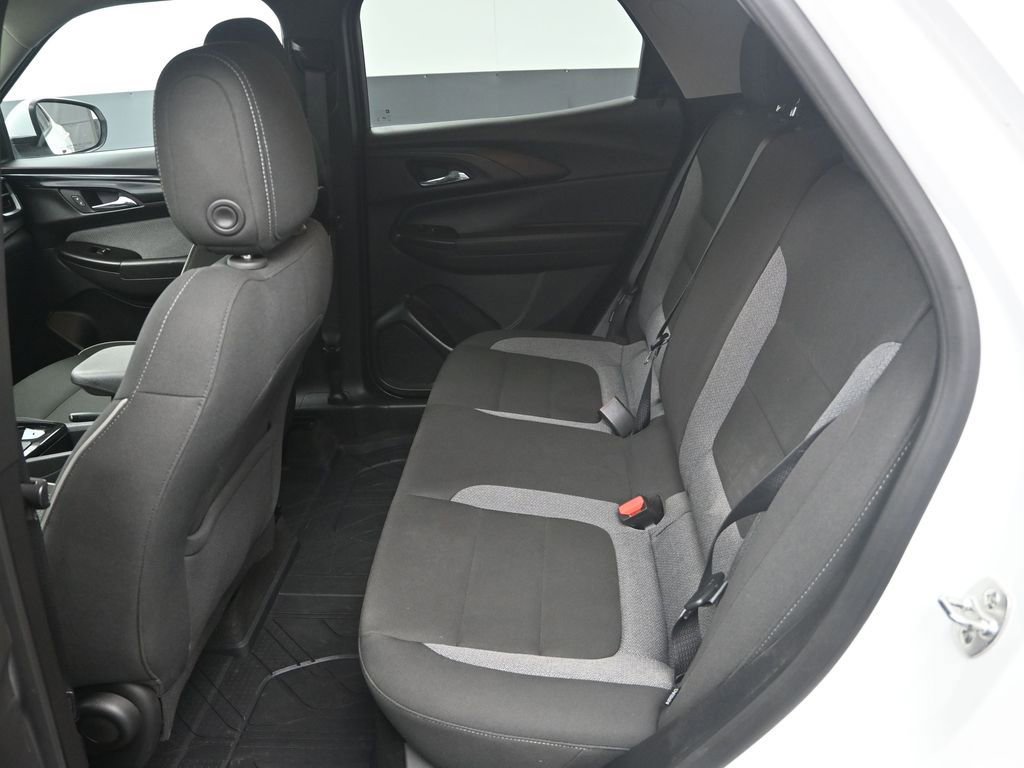 Used 2024 Chevrolet TrailBlazer LT image 29