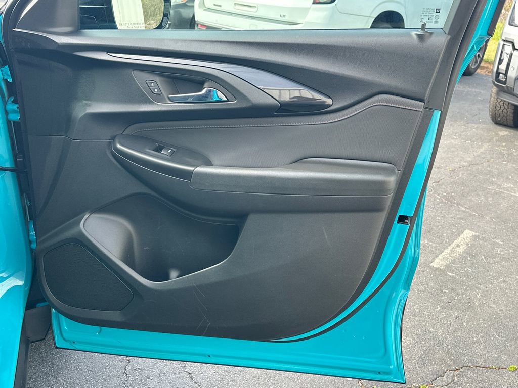 Used 2022 Chevrolet TrailBlazer RS image 15