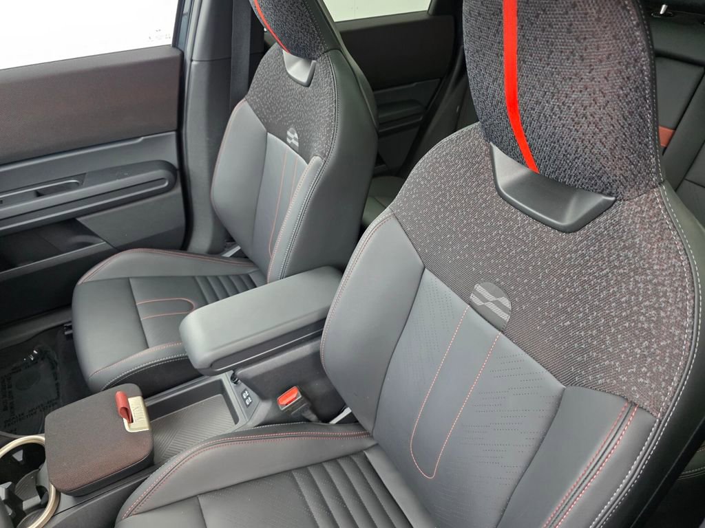 Used 2025 MINI Cooper Countryman John Cooper Works image 11