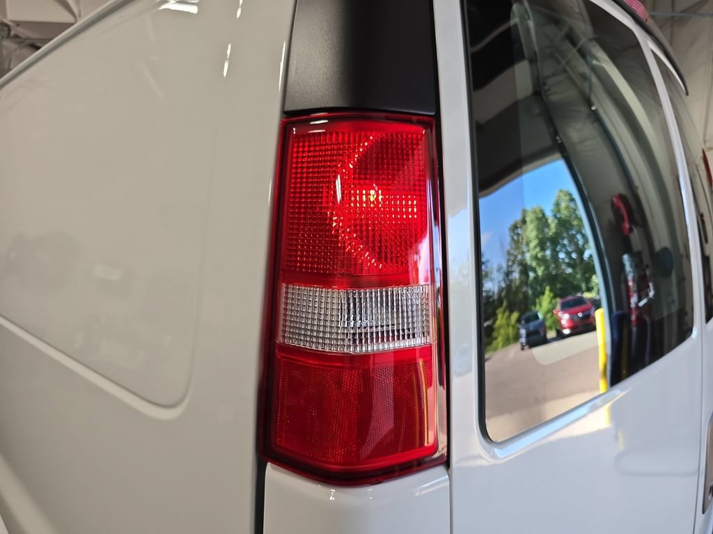 New 2026 GMC Savana 2500 w/ Driver Convenience Package RWD image 36