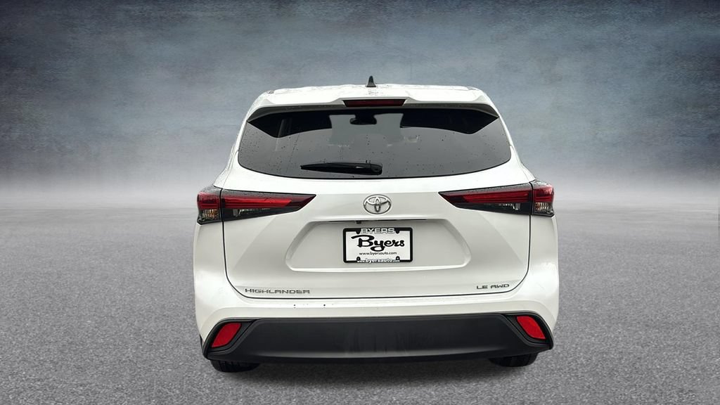 Used 2025 Toyota Highlander LE AWD/4WD image 33