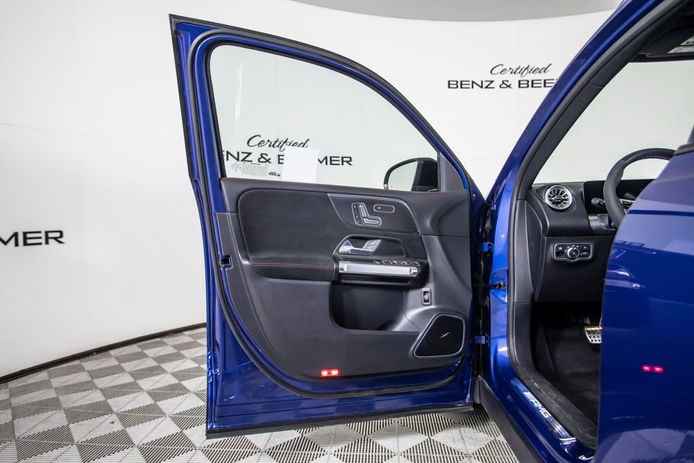 Used 2025 Mercedes-Benz GLB 35 AMG 4MATIC image 17